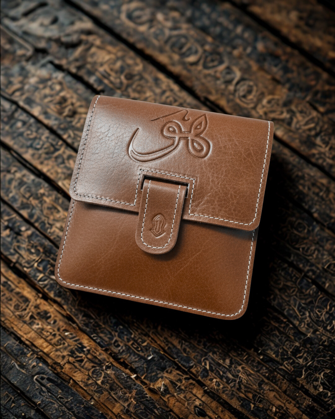 Hu Leather MESSENGER Bag