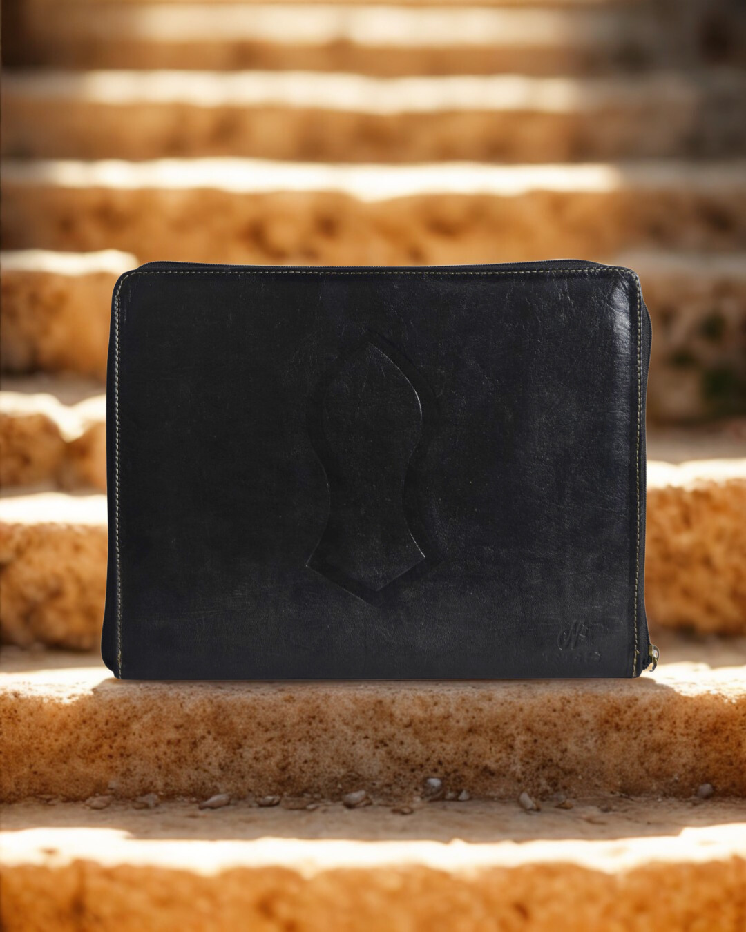 Nalayn Leather Laptop Sleeve